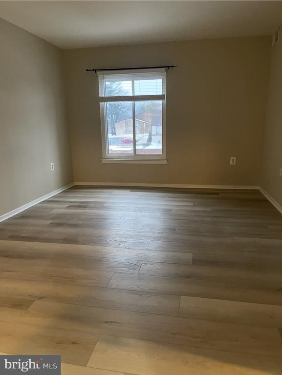 Building Photo - 10028 Stedwick Rd