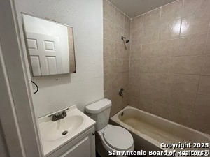 Building Photo - 443 Bundy St
