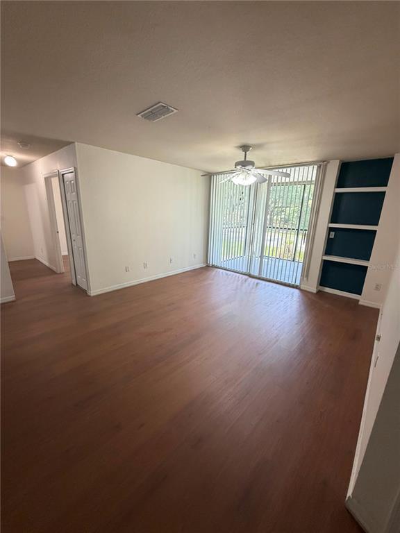 Building Photo - 7605 Pissarro Dr
