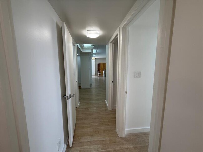 Building Photo - 19707 Turnberry Way