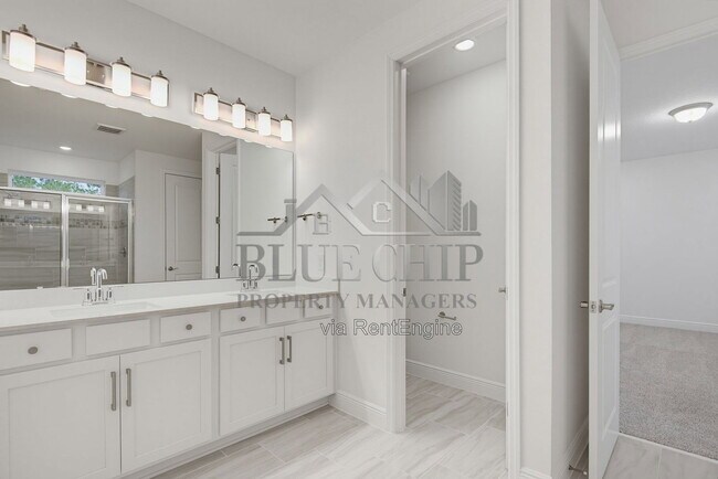 Building Photo - 1217 Pampus Dr