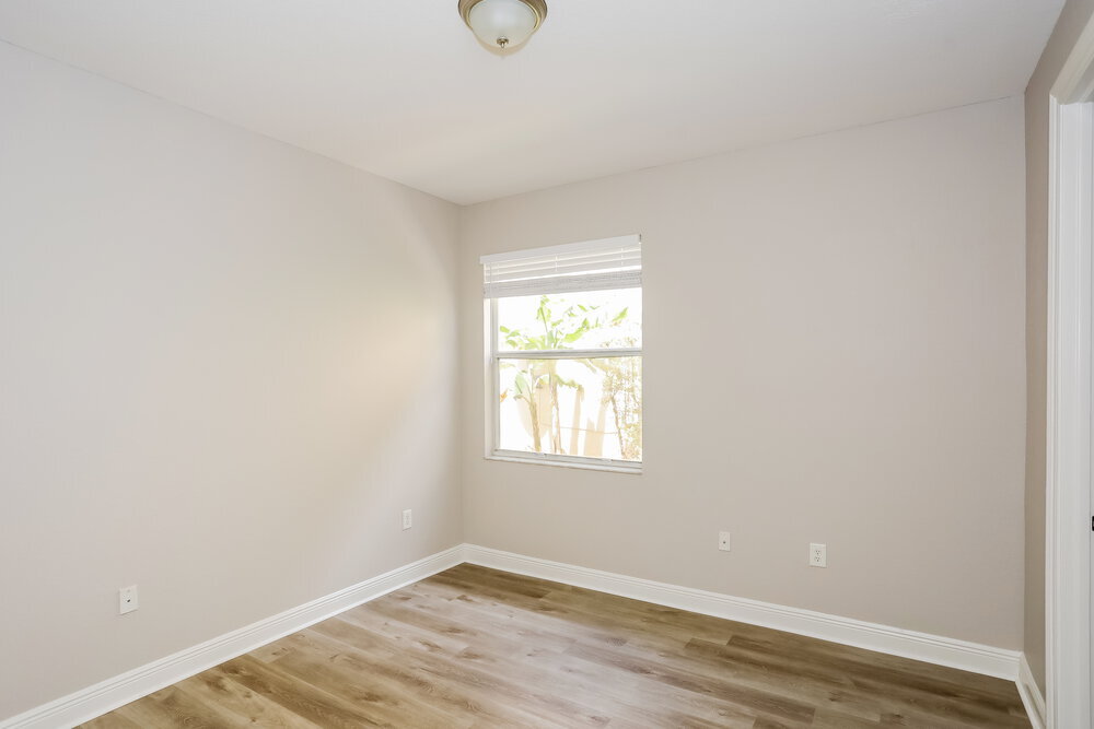 Building Photo - 5378 SW 183rd Ave