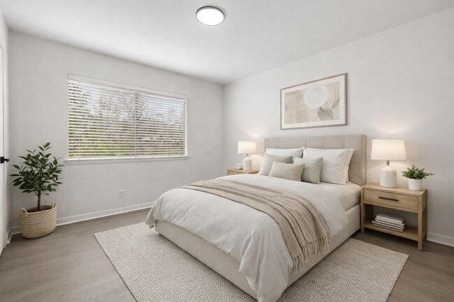 Building Photo - 2204 Toro Canyon Rd