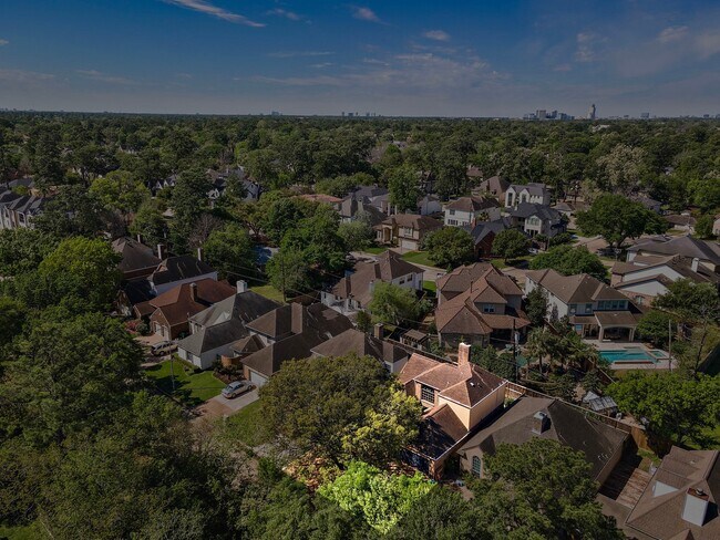 Building Photo - 1631 Gingerleaf Ln