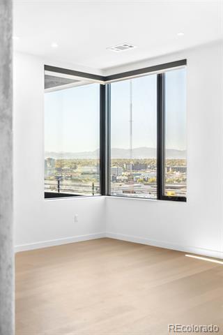 Building Photo - 3520 Chestnut Pl