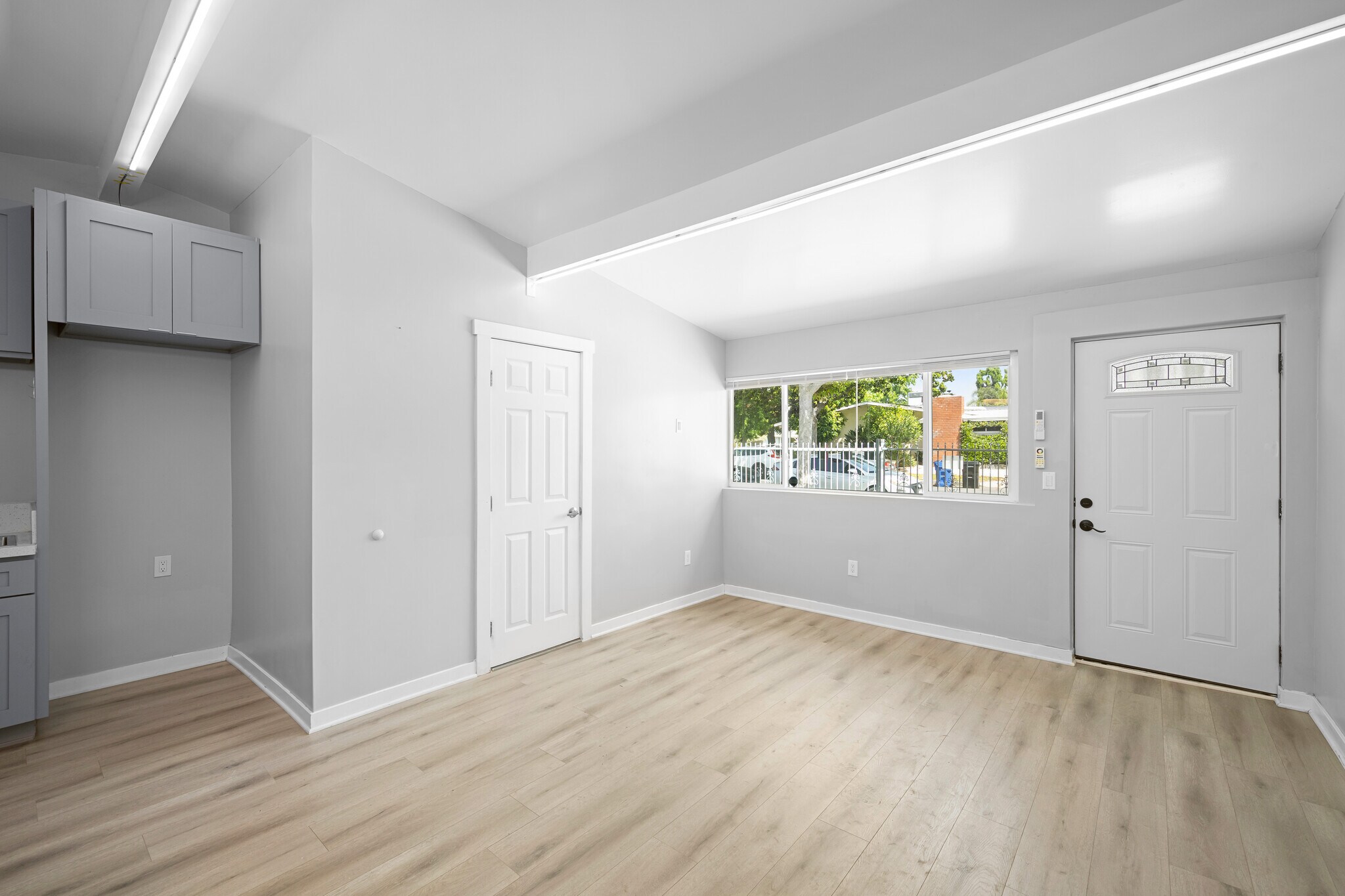 Building Photo - 13840 Community St