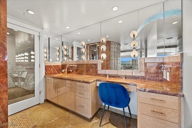 Building Photo - 3111 Bel Air Dr