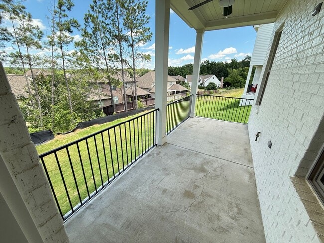 Building Photo - 4BR/3.5BA Home For Rent