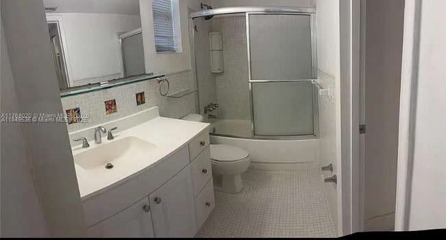Building Photo - 7505 SW 82nd St
