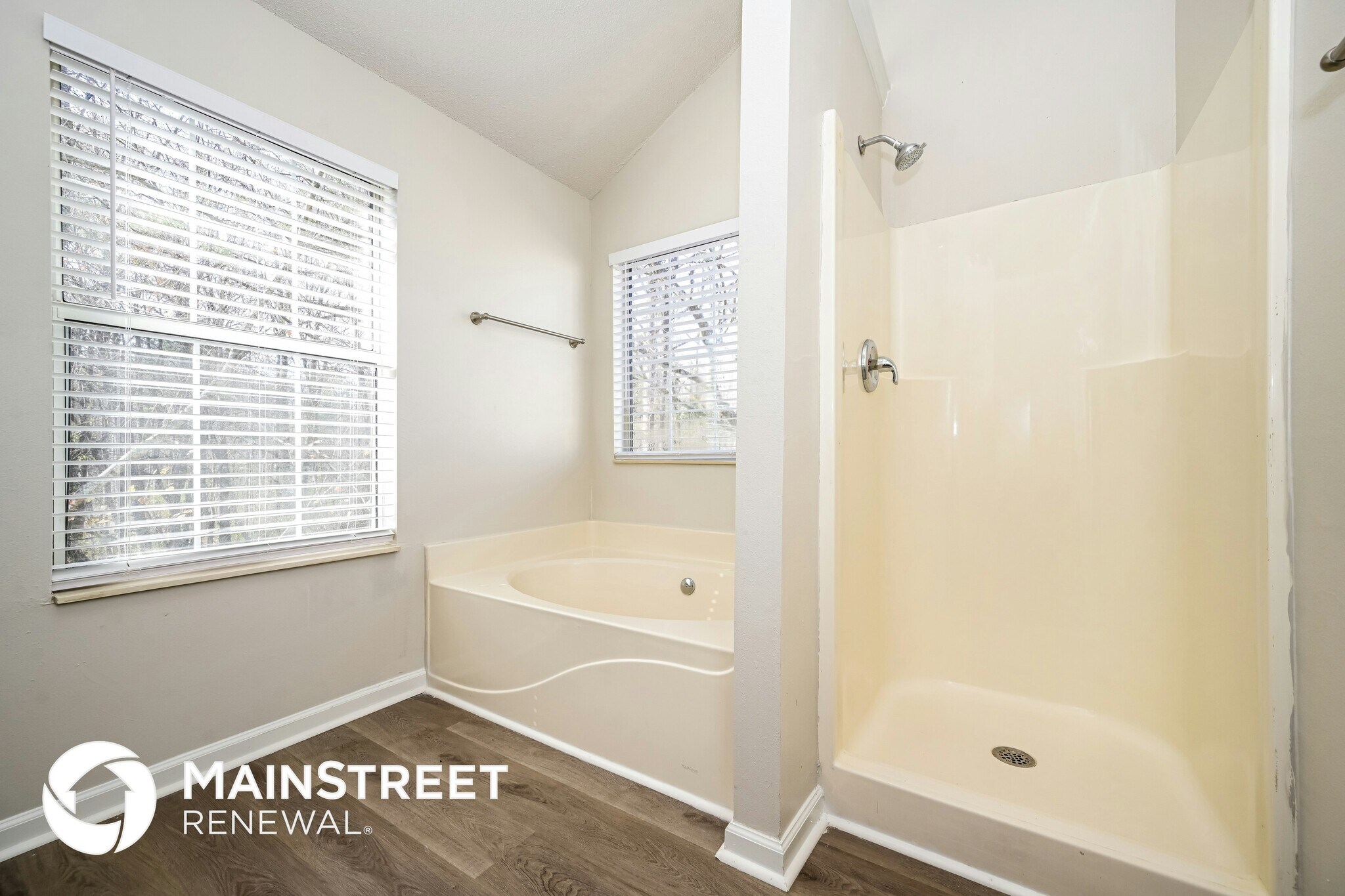 Building Photo - 6600 Browns Mill Ferry Dr