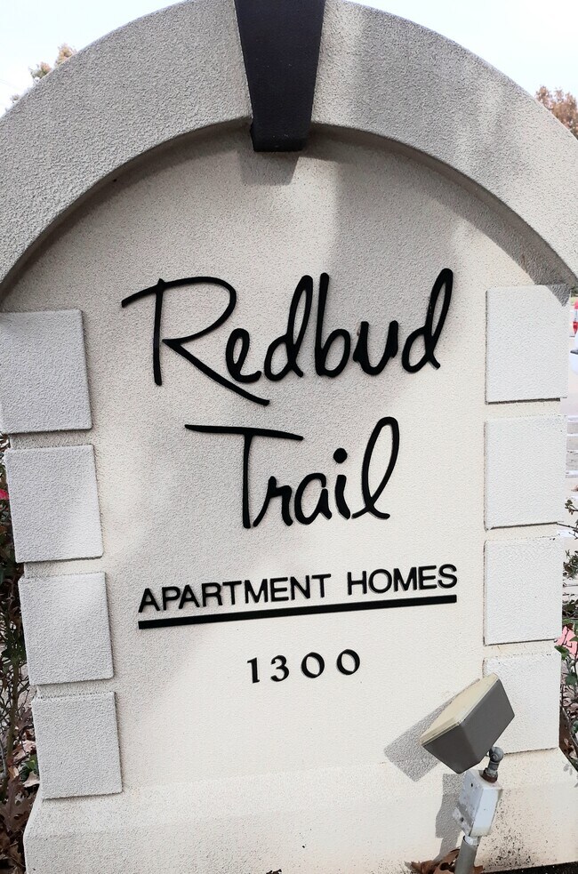 Redbud Trail Apartments 1300 N Redbud Blvd McKinney TX 75069