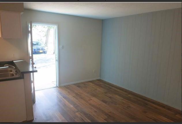 Building Photo - 104 W 38th 1/2 St