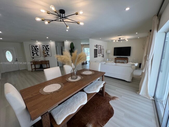 Building Photo - 503 Jackson Ave