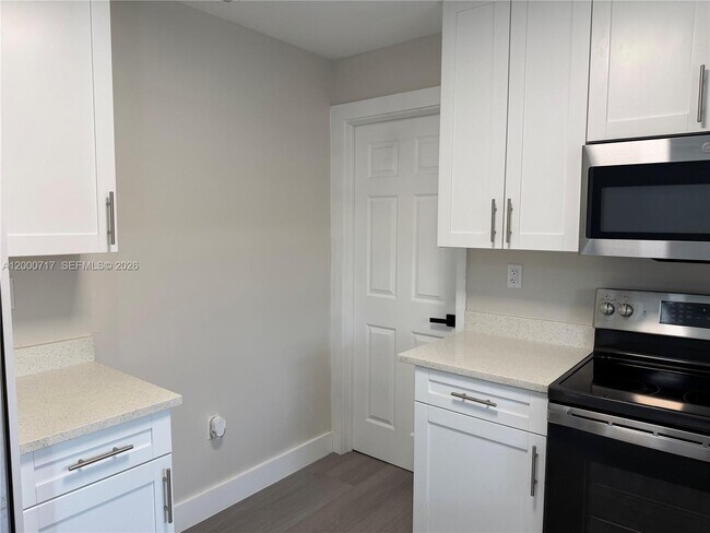 Building Photo - 9760 SW 210th St