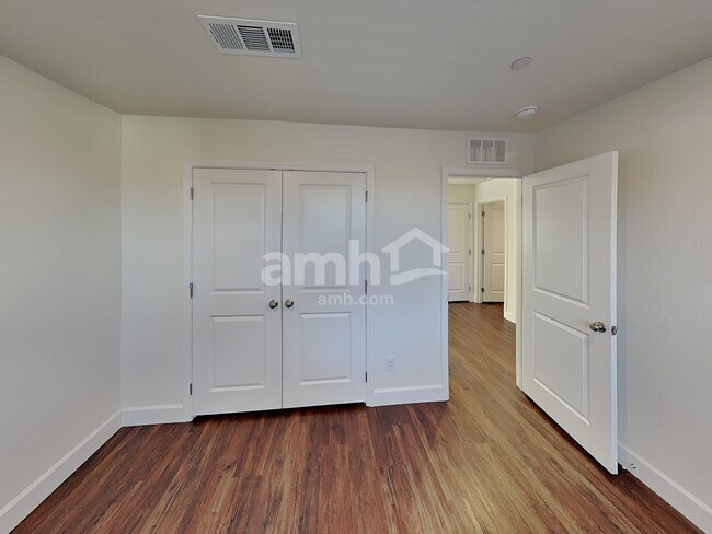 Building Photo - 83 Miners Reserve Ln