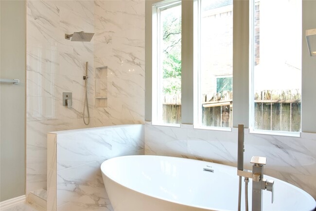 Building Photo - 6506 Taimer Ct