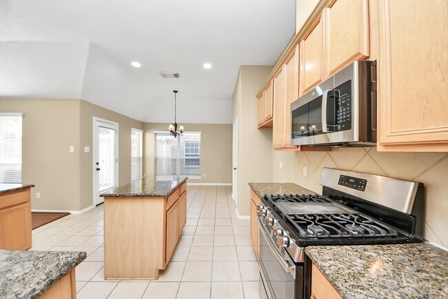 Building Photo - 10118 Heron Meadows Dr