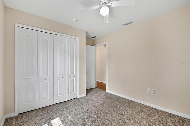 Building Photo - 9 Lytton Ln