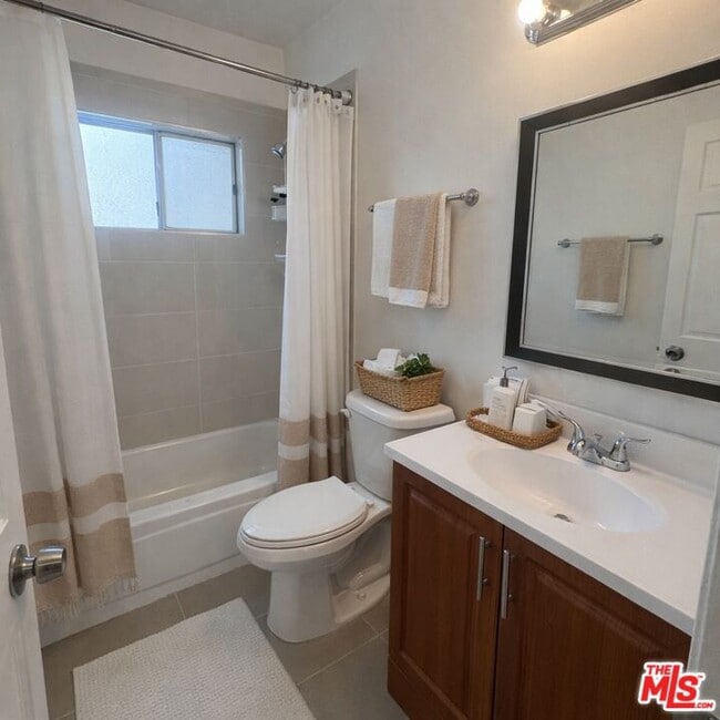 Building Photo - 4412 Prospect Ave