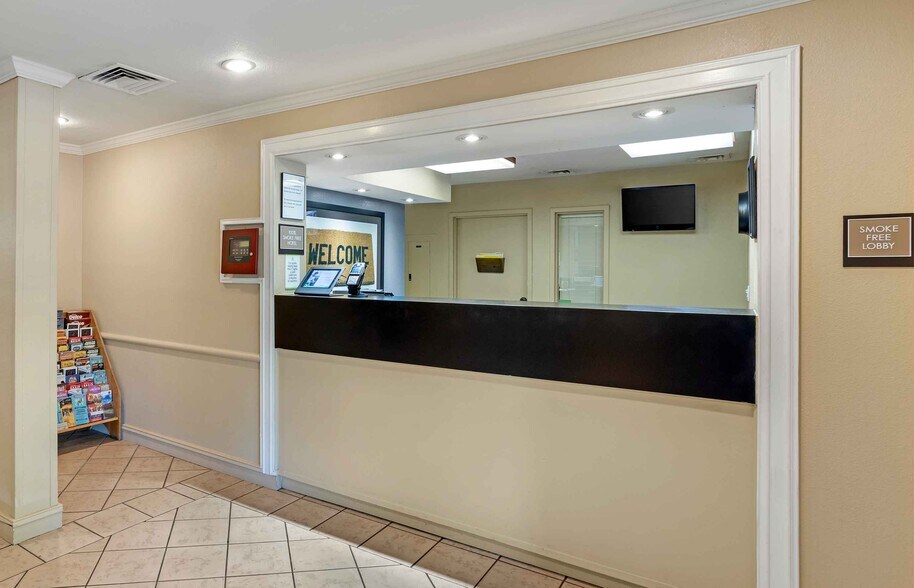 Building Photo - Furnished Studio-Philadelphia - Horsham - ...