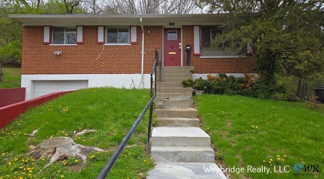 Primary Photo - A Nice 3-Bed 1 Bath House in Northside!!!