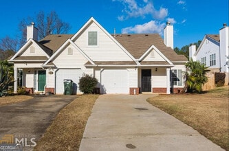 Building Photo - 145 Courtyard Dr