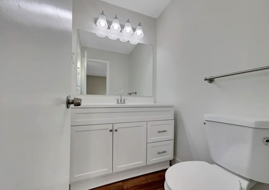 Building Photo - 7748 Knoll Dr N