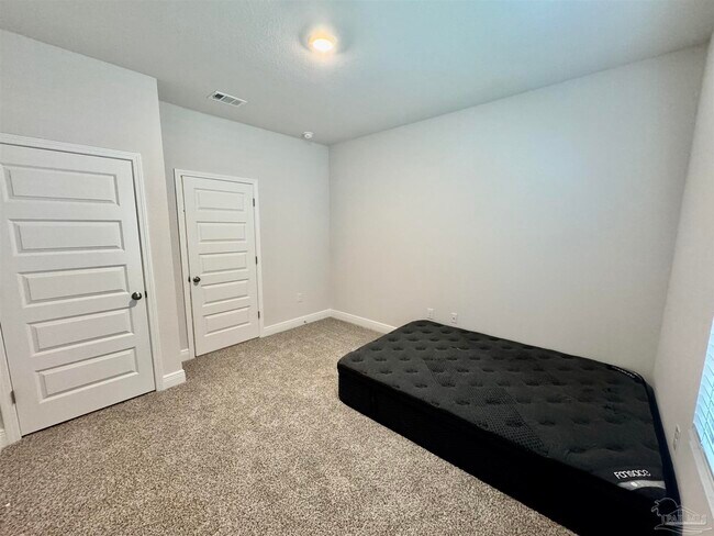 Building Photo - 8084 Fir Tree Dr