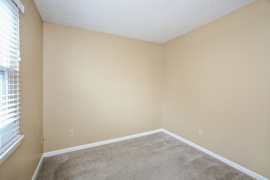 Building Photo - 1451 Rebecca Ln