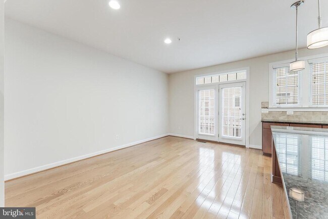 Building Photo - 3104 Magellan Ct