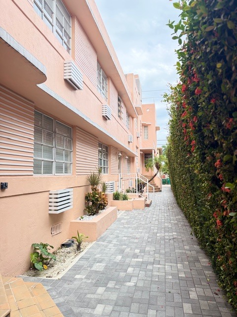 Building Photo - 1227 Euclid Ave