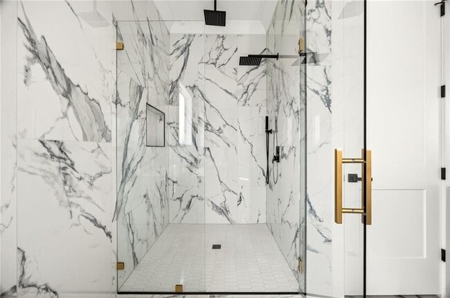 Building Photo - 403 Thunder Rd