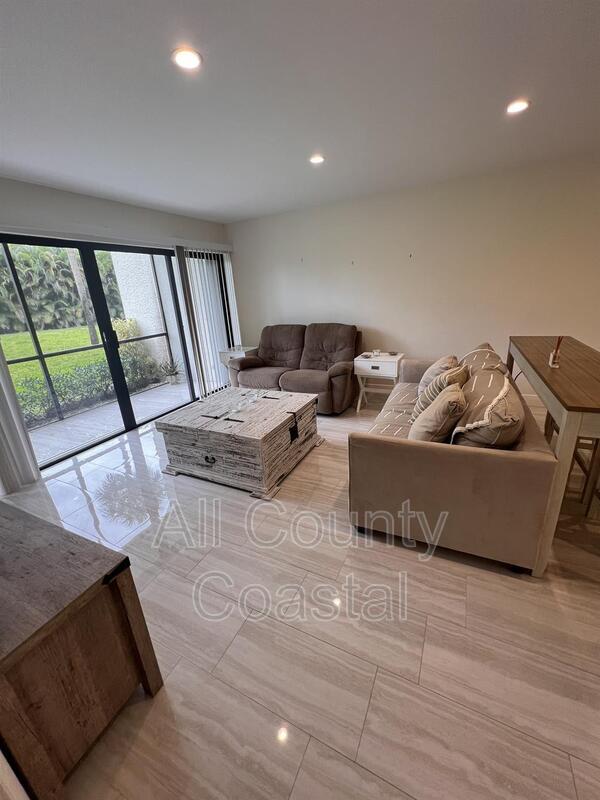 Building Photo - 2500 Presidential Way