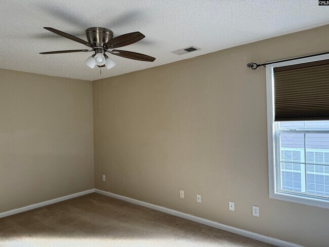 Building Photo - 179 Oldtown Dr