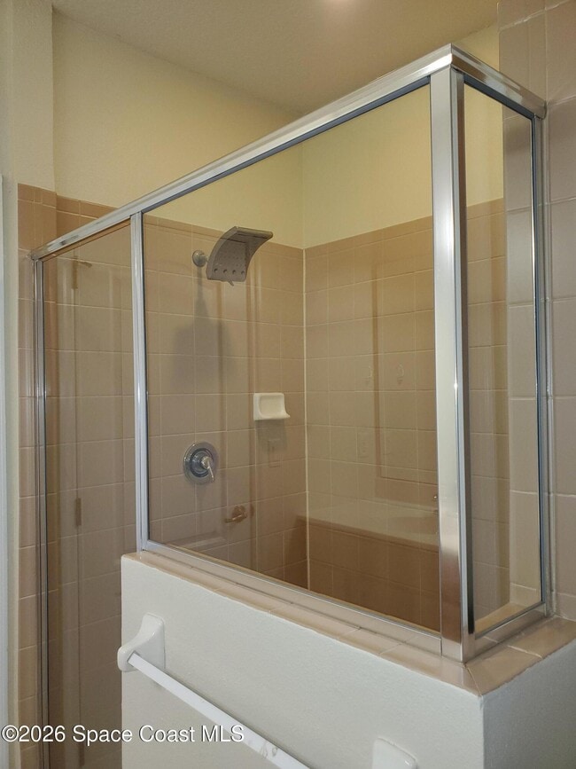 Building Photo - 1045 Venetian Dr