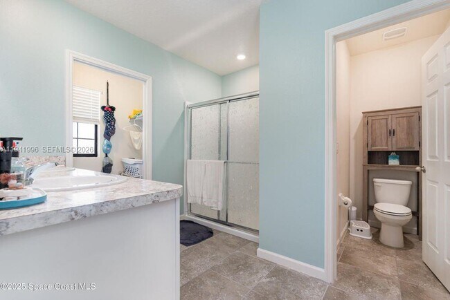 Building Photo - 904 Old Country Rd S E