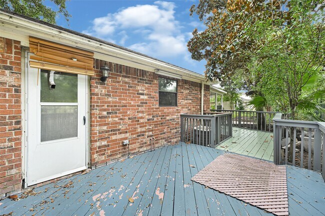 Building Photo - 8619 Arranmore Ln