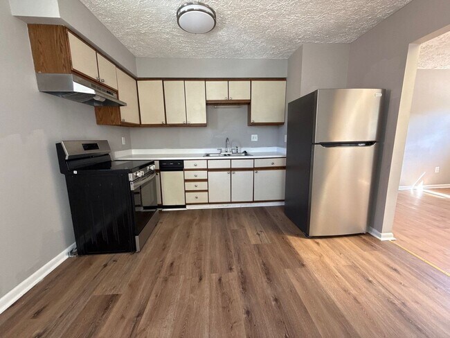 Building Photo - Beautiful Three-Bedroom Home In Baltimore