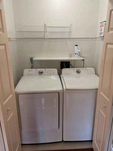 Building Photo - 2743 Rutland Rd