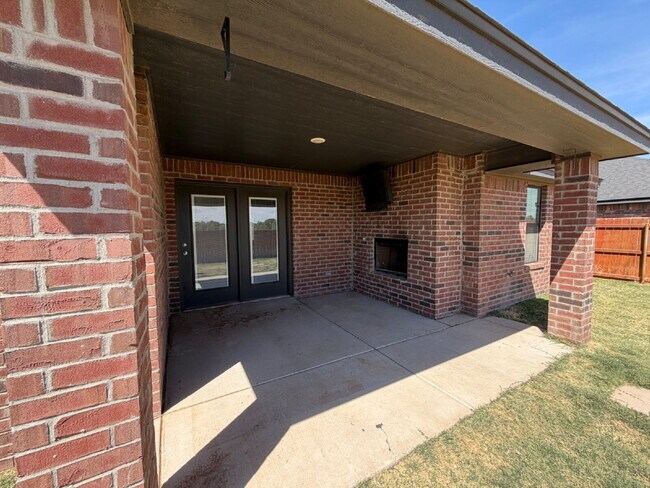 Building Photo - 405 Ranger St