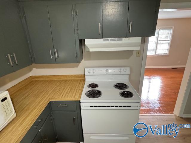 Building Photo - 508 Forrest Cir NE