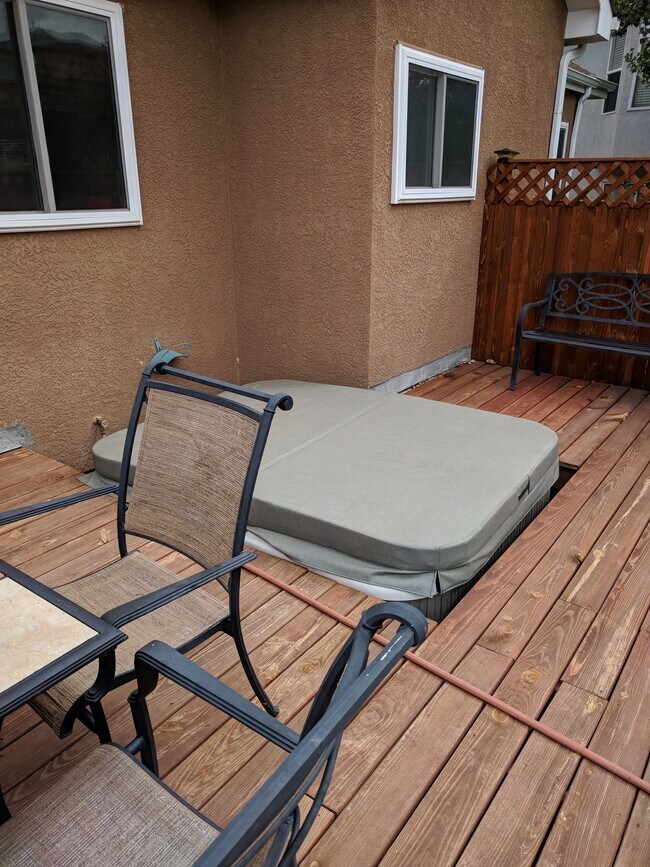 Hot tub built into deck - 2445 Amberwood Ln