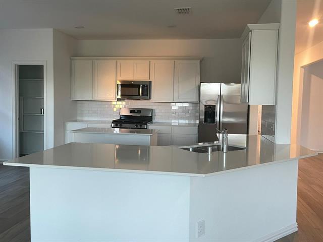 Building Photo - 2632 Starwater Dr