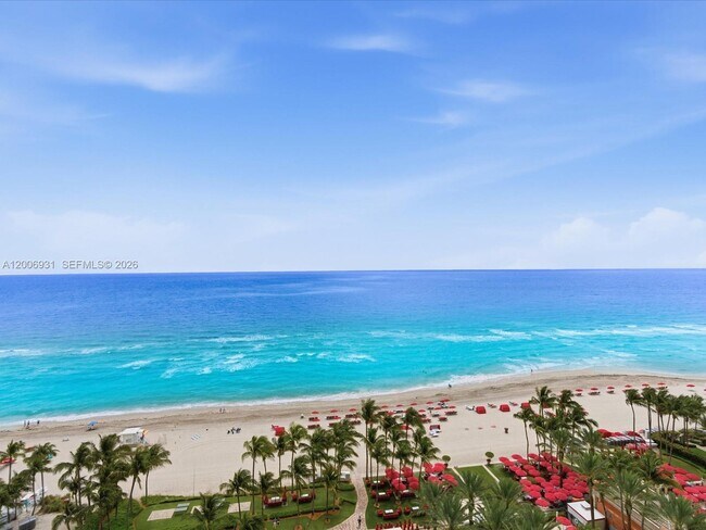 Building Photo - 17875 Collins Ave