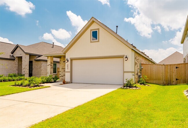 Building Photo - 6671 Iron Clover Dr