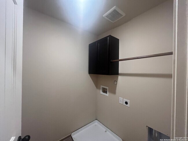 Building Photo - 6306 Luglio Ln