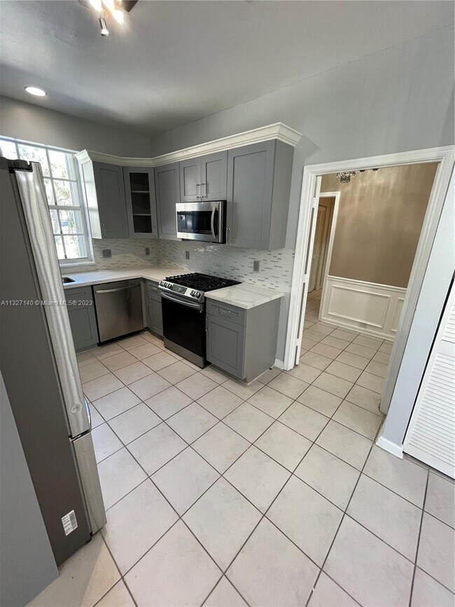 Building Photo - 5893 Plum Harbor Cir