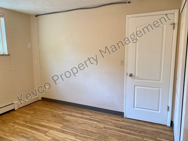 Building Photo - 1009 McHugh St