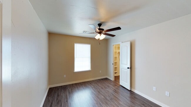 Building Photo - 9991 Deborah Ln