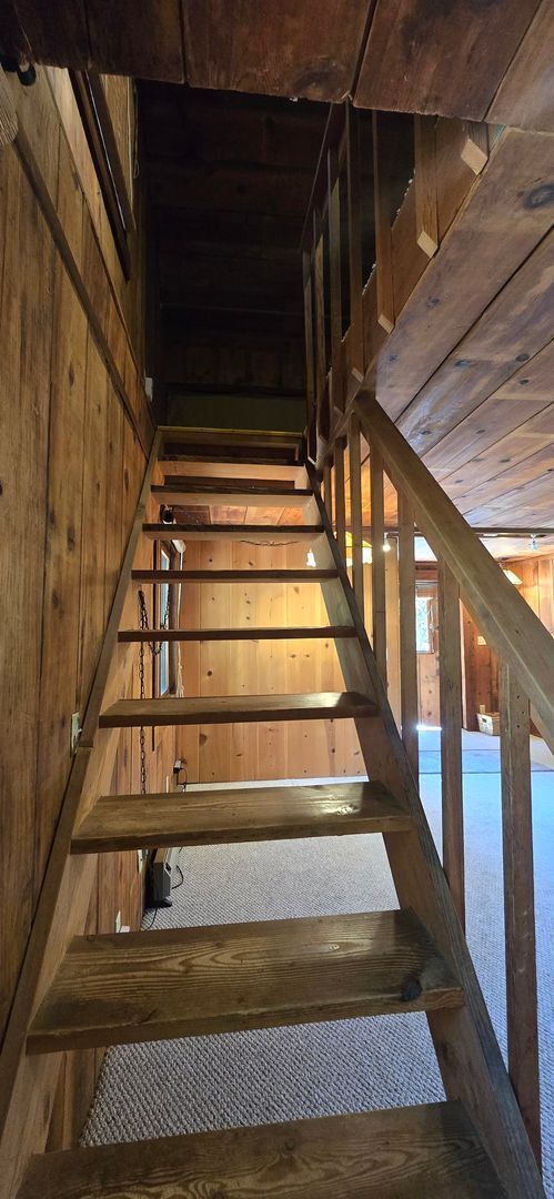 Building Photo - Charming 1-bedroom cottage nestled just 4 miles west of downtown Sebastopol in the heart of West ...